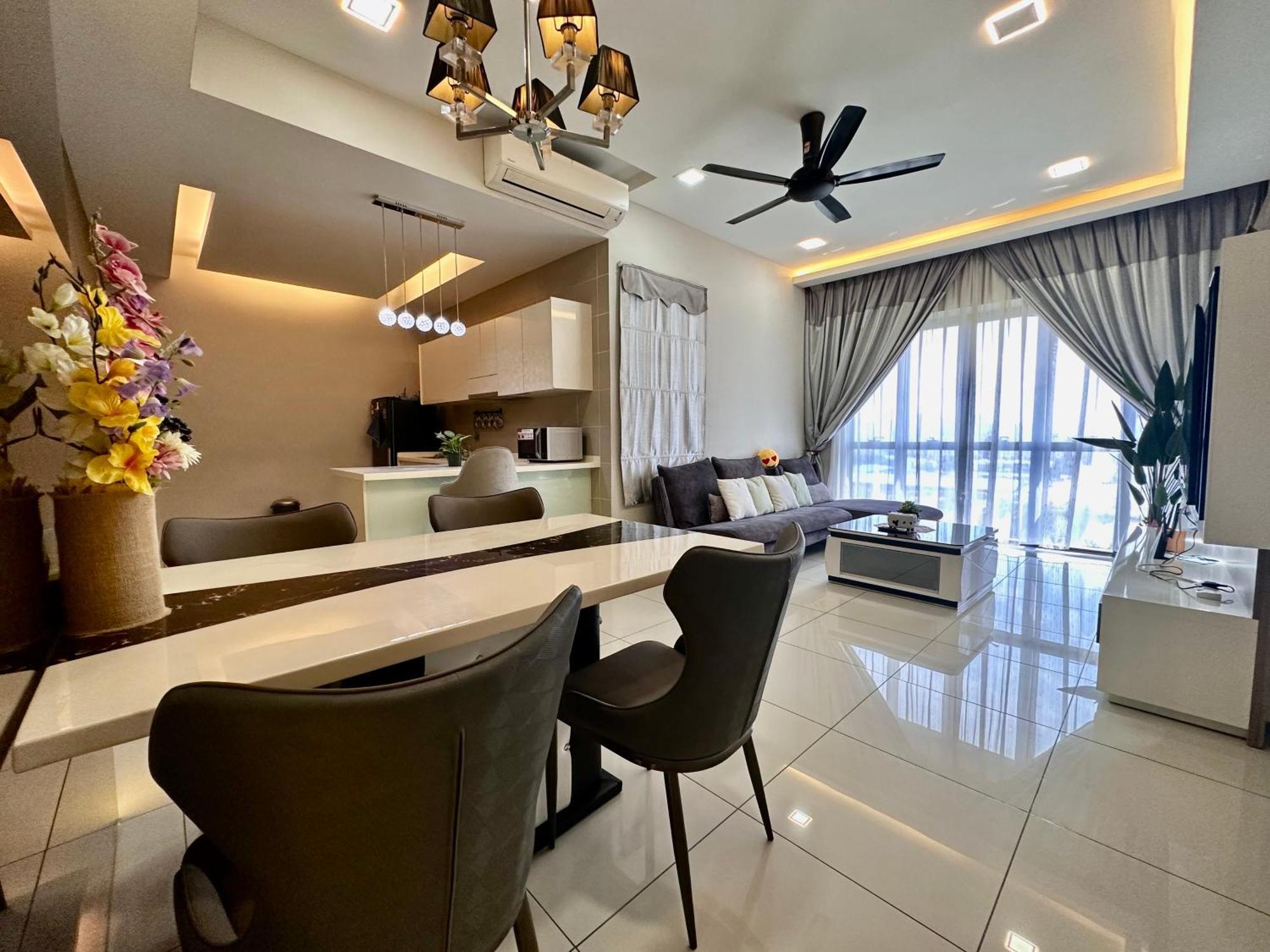 Takuro Homestay Petaling Dzsaja Kültér fotó