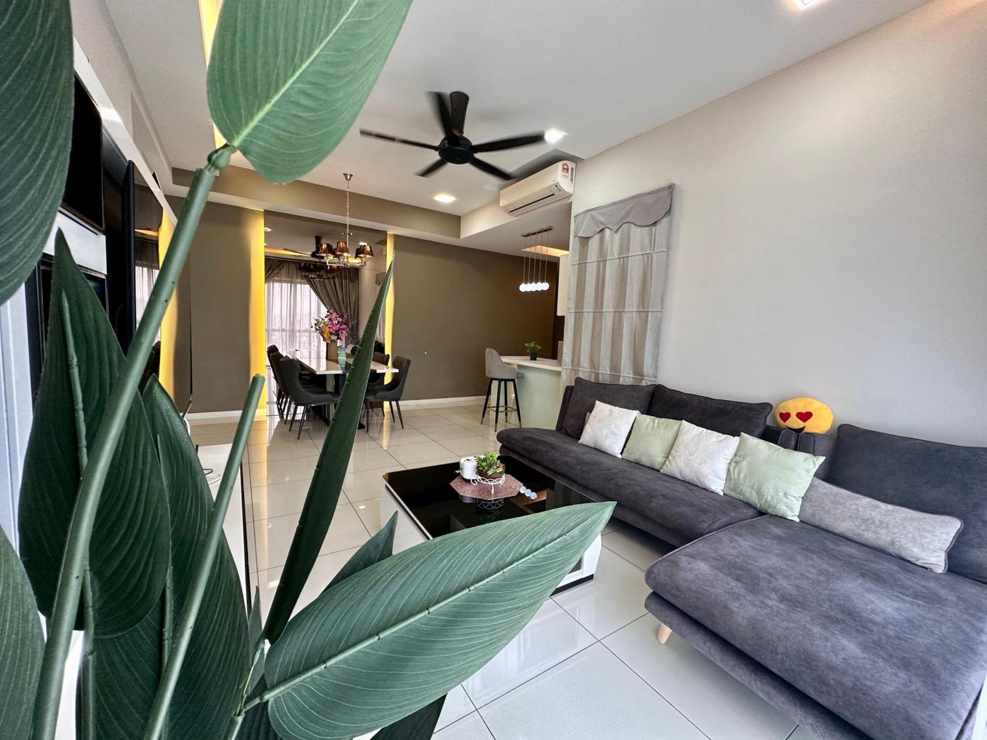 Takuro Homestay Petaling Dzsaja Kültér fotó